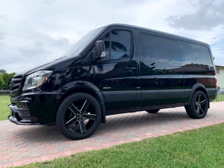 Photo Mercedes Benz Sprinter W906 kompletny zestaw karoserii przedni zderzak Elegance tuning 2013-2018 | DL Auto Design