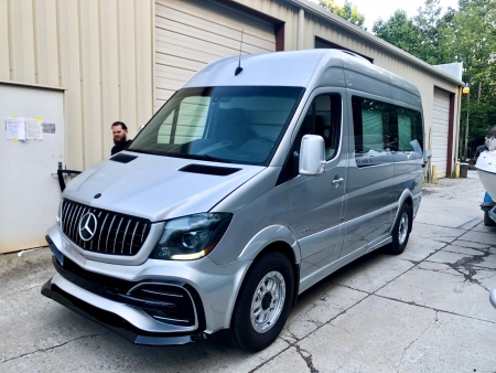 Photo Mercedes Benz Sprinter W906 kompletny zestaw karoserii progi boczne tuning 2007-2018 | DL Auto Design