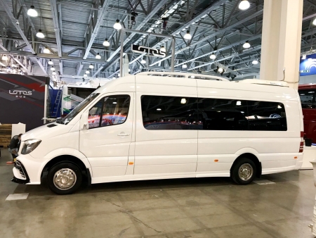 Photo Mercedes Benz Sprinter W906 kompletny zestaw karoserii progi boczne tuning 2007-2018 | DL Auto Design