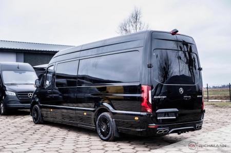 Photo Mercedes Benz Sprinter W907 W910 kompletny zestaw karoserii tylny zderzak Sport tuning 2018-2025 (z czujnikiem parkowania) | DL Auto Design