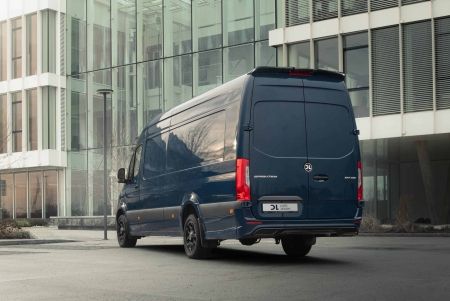 Photo Mercedes Benz Sprinter W907 W910 kompletny zestaw karoserii poszerzenia nadkoli tuning 2018-2025 | DL Auto Design