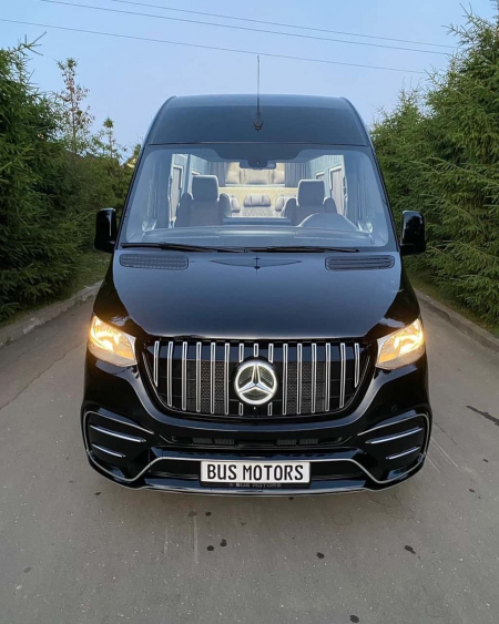 Photo Mercedes Benz Sprinter W907 W910 zestaw karoserii przedni zderzak Elegance tuning 2018-2025 (z czujnikiem parkowania). Grill przedni gratis | DL Auto Design