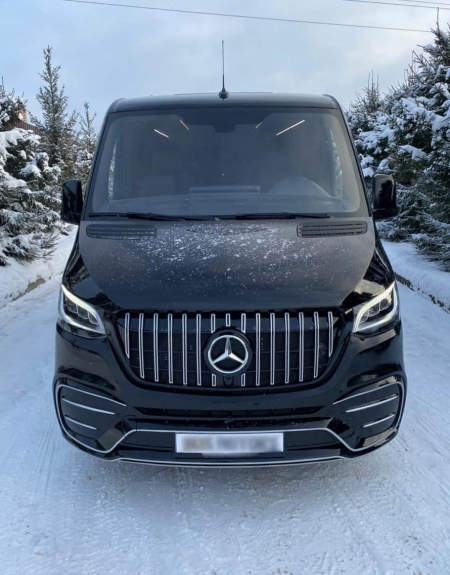 Photo Mercedes Benz Sprinter W907 W910 zestaw karoserii przedni zderzak Elegance tuning 2018-2025 (z czujnikiem parkowania). Grill przedni gratis | DL Auto Design