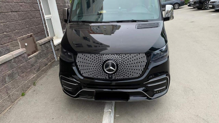 Photo Mercedes Benz Sprinter W907 W910 zestaw karoserii przedni zderzak Elegance tuning 2018-2025 (z czujnikiem parkowania). Grill przedni gratis | DL Auto Design