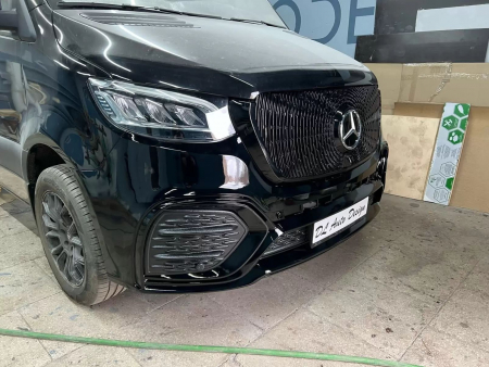 Photo Mercedes Benz Sprinter W907 W910 zestaw karoserii przedni zderzak Facelift tuning 2018-2025 (z czujnikiem parkowania). Ze światłami przeciwmgłowymi w tym projekcie zderzaka, grill przedni gratis | DL Auto Design
