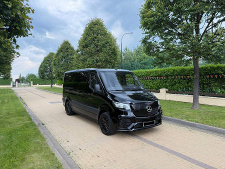 Photo Mercedes Benz Sprinter W907 Sport (przedni zderzak Facelift + grill przedni dowolny wzór + tylny zderzak dowolny wzór + progi boczne). Wysyłka do dowolnego kraju w Europie gratis | DL Auto Design