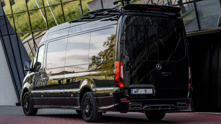 Photo Mercedes Benz Sprinter W907 VIP (przedni zderzak + grill przedni dowolny wzór + tylny zderzak + progi boczne). Wysyłka do dowolnego kraju w Europie gratis | DL Auto Design